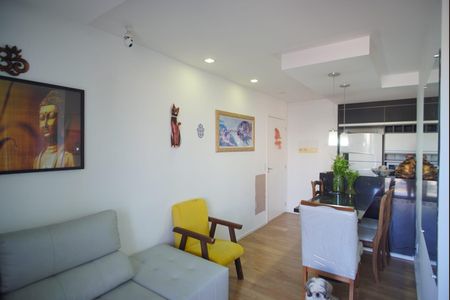 Sala de apartamento à venda com 3 quartos, 67m² em Passo D’areia, Porto Alegre