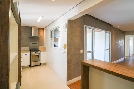 Cozinha de apartamento à venda com 3 quartos, 105m² em Jardim Caravelas, São Paulo