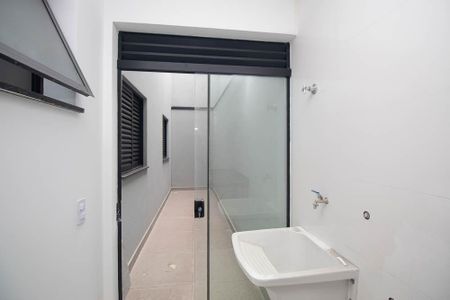Área de Serviço de apartamento para alugar com 2 quartos, 40m² em Vila Santa Terezinha (zona Norte), São Paulo