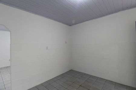 Sala/Cozinha de casa para alugar com 1 quarto, 33m² em Vila California, São Paulo