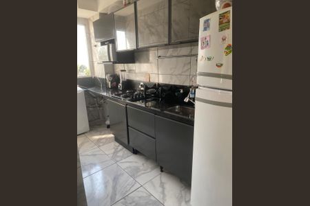 Cozinha e área de serviço de apartamento à venda com 2 quartos, 42m² em Colônia (Zona Leste), São Paulo