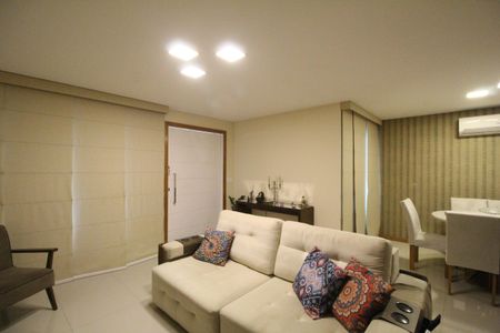 Sala de casa de condomínio à venda com 1 quarto, 177m² em Freguesia (jacarepaguá), Rio de Janeiro