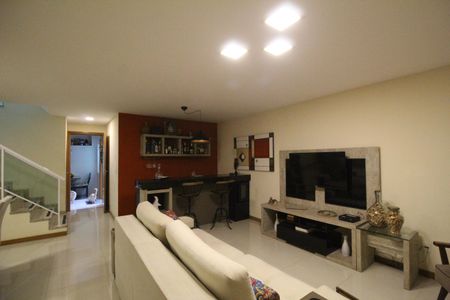 Sala de casa de condomínio à venda com 1 quarto, 177m² em Freguesia (jacarepaguá), Rio de Janeiro