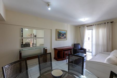 Sala de apartamento à venda com 1 quarto, 60m² em Vila Itapura, Campinas