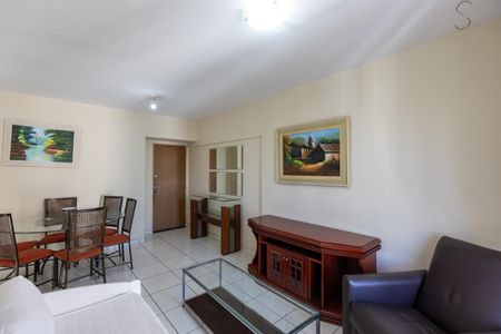 Sala de apartamento à venda com 1 quarto, 60m² em Vila Itapura, Campinas