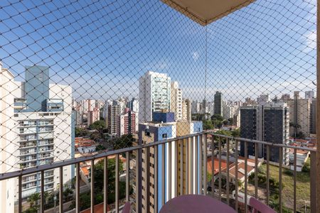 Vista da Sacada da Sala de apartamento à venda com 1 quarto, 60m² em Vila Itapura, Campinas