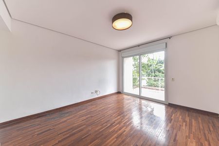 Casa de condomínio para alugar com 431m², 4 quartos e 4 vagas Casa de condomínio para alugar com 431m², 4 quartos e 4 vagasSuíte 4