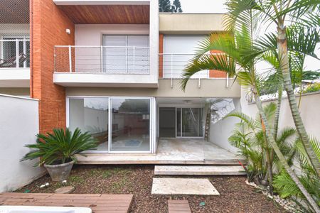 Casa de condomínio para alugar com 431m², 4 quartos e 4 vagas Casa de condomínio para alugar com 431m², 4 quartos e 4 vagasQuintal - Área Gourmet