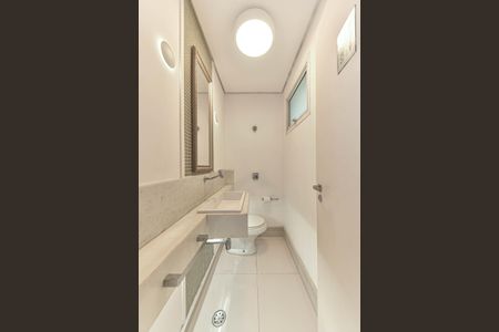 Casa de condomínio para alugar com 431m², 4 quartos e 4 vagas Casa de condomínio para alugar com 431m², 4 quartos e 4 vagasLavabo