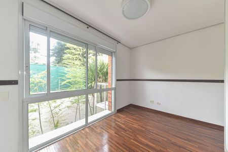Casa de condomínio para alugar com 431m², 4 quartos e 4 vagas Casa de condomínio para alugar com 431m², 4 quartos e 4 vagasSuíte 1