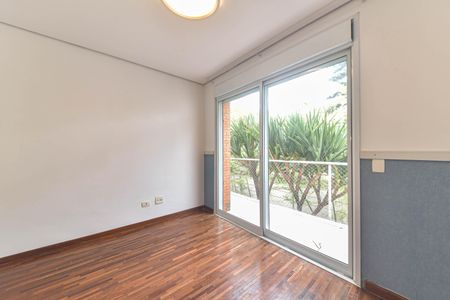 Casa de condomínio para alugar com 431m², 4 quartos e 4 vagas Casa de condomínio para alugar com 431m², 4 quartos e 4 vagasSuíte 2