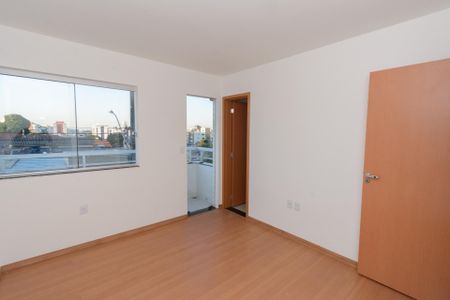 Apartamento à venda com 82m², 3 quartos e 2 vagasSuíte