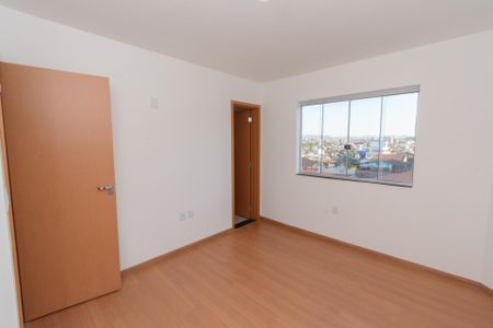 Apartamento à venda com 78m², 3 quartos e 1 vaga Apartamento à venda com 78m², 3 quartos e 1 vagaSuíte