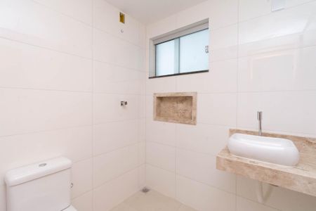 Apartamento à venda com 82m², 3 quartos e 2 vagas Apartamento à venda com 82m², 3 quartos e 2 vagasBanheiro Social