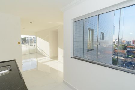 Apartamento à venda com 82m², 3 quartos e 2 vagas Apartamento à venda com 82m², 3 quartos e 2 vagasCozinha