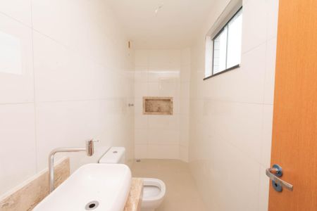 Apartamento à venda com 82m², 3 quartos e 2 vagas Apartamento à venda com 82m², 3 quartos e 2 vagasBanheiro da Suíte