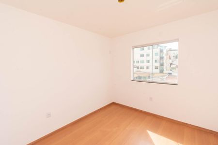 Apartamento à venda com 77m², 3 quartos e 1 vagaQuarto 2
