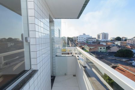 Apartamento à venda com 82m², 3 quartos e 1 vaga Apartamento à venda com 82m², 3 quartos e 1 vagaVaranda da Suíte
