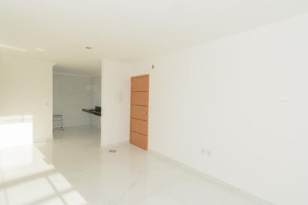 Apartamento à venda com 82m², 3 quartos e 1 vaga Apartamento à venda com 82m², 3 quartos e 1 vagaSala
