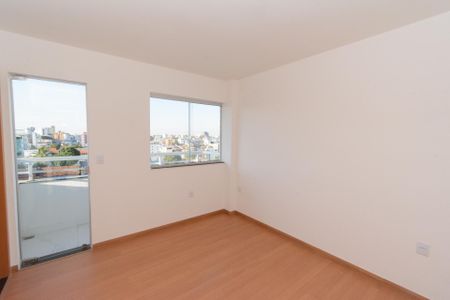 Apartamento à venda com 82m², 3 quartos e 1 vaga Apartamento à venda com 82m², 3 quartos e 1 vagaSuíte