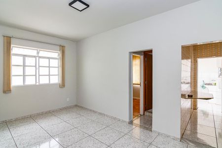 Sala 2 de casa para alugar com 4 quartos, 180m² em Cinquentenario, Belo Horizonte