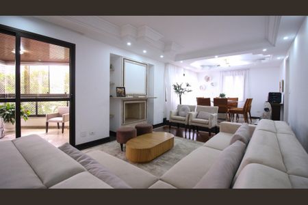 Apartamento à venda com 4 quartos, 185m² em Jardim Avelino, São Paulo