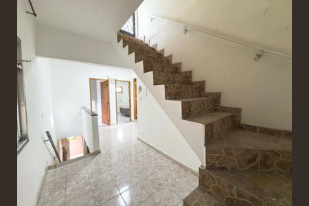 Sala de casa para alugar com 2 quartos, 55m² em Brás de Pina, Rio de Janeiro