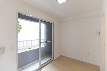 Quarto de kitnet/studio para alugar com 1 quarto, 19m² em Vila Santo Estefano, São Paulo