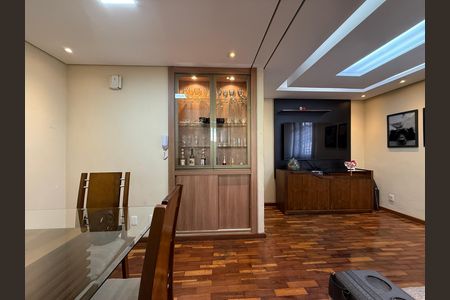 Sala de apartamento para alugar com 2 quartos, 65m² em Sagrada Família, Belo Horizonte