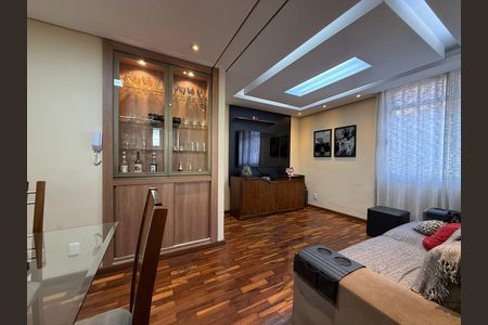 Sala de apartamento para alugar com 2 quartos, 65m² em Sagrada Família, Belo Horizonte