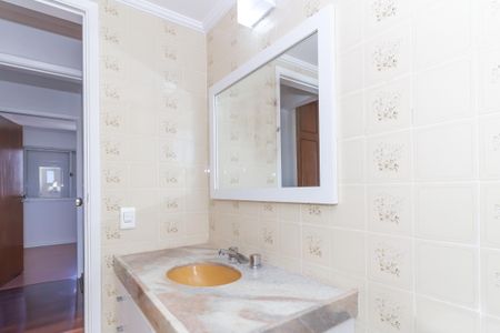 Apartamento para alugar com 120m², 3 quartos e 2 vagasBanheiro da Suíte