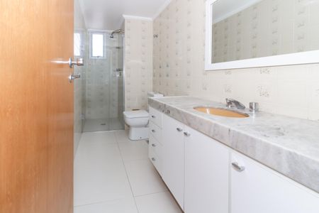 Apartamento para alugar com 120m², 3 quartos e 2 vagasBanheiro