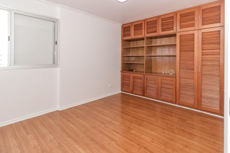 Apartamento para alugar com 120m², 3 quartos e 2 vagasQuarto 3