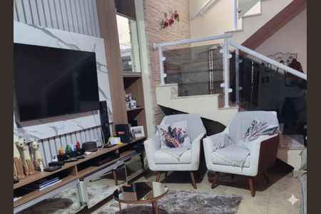 Casa para alugar com 2 quartos, 210m² em Vila Cintra, Mogi das Cruzes