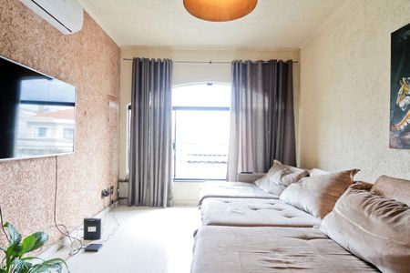 Sala de casa para alugar com 3 quartos, 650m² em Parque Sao Domingos, São Paulo