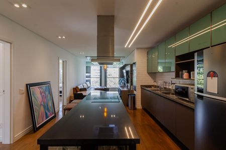 Cozinha de apartamento para alugar com 2 quartos, 72m² em Indianópolis, São Paulo