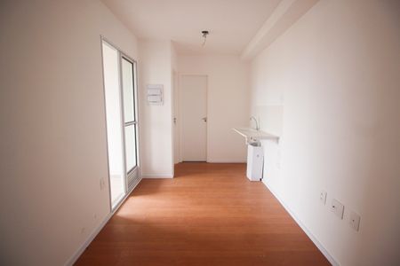 Sala e Cozinha de apartamento para alugar com 2 quartos, 33m² em Jardim Monte Kemel, São Paulo