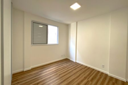 Quarto 2 de apartamento para alugar com 2 quartos, 60m² em Serra, Belo Horizonte