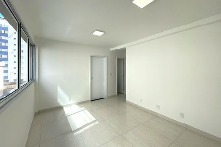 Sala de apartamento para alugar com 2 quartos, 60m² em Serra, Belo Horizonte