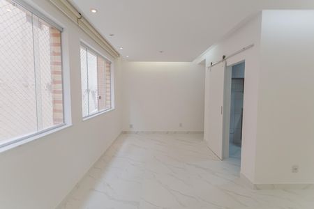 Apartamento para alugar com 108m², 3 quartos e 2 vagasSala