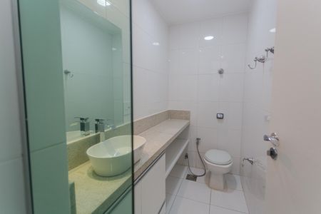 Apartamento para alugar com 108m², 3 quartos e 2 vagasBanheiro da Suíte