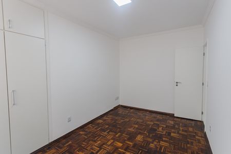 Apartamento para alugar com 108m², 3 quartos e 2 vagasQuarto 2