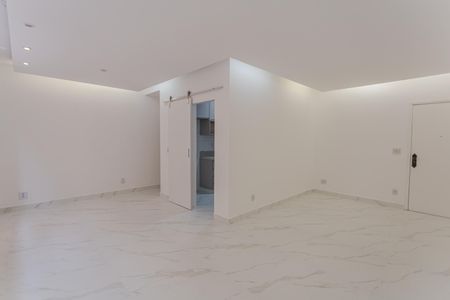 Apartamento para alugar com 108m², 3 quartos e 2 vagasSala