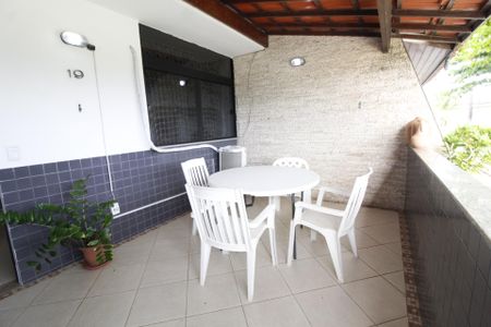 Varanda de casa de condomínio para alugar com 3 quartos, 200m² em Piatã, Salvador