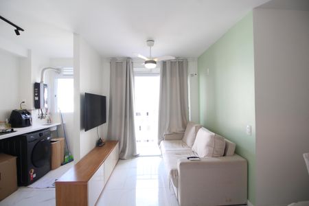 Sala de apartamento para alugar com 2 quartos, 52m² em Curicica, Rio de Janeiro