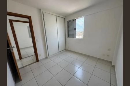 Quarto  de apartamento para alugar com 2 quartos, 65m² em Salgado Filho, Belo Horizonte