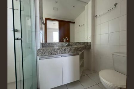 Apartamento para alugar com 65m², 2 quartos e 2 vagasBanheiro Social