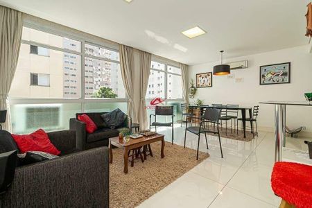 Apartamento à venda com 3 quartos, 120m² em Jardim Paulista, São Paulo