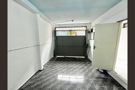 Garagem de casa para alugar com 1 quarto, 60m² em Jardim Paraíso, São Paulo