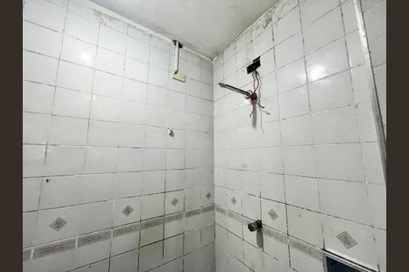 Banheiro da Suíte de casa para alugar com 1 quarto, 60m² em Jardim Paraíso, São Paulo